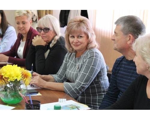 Чудовий осінній день та плідна зустріч в Нововодолазькій селищній раді
